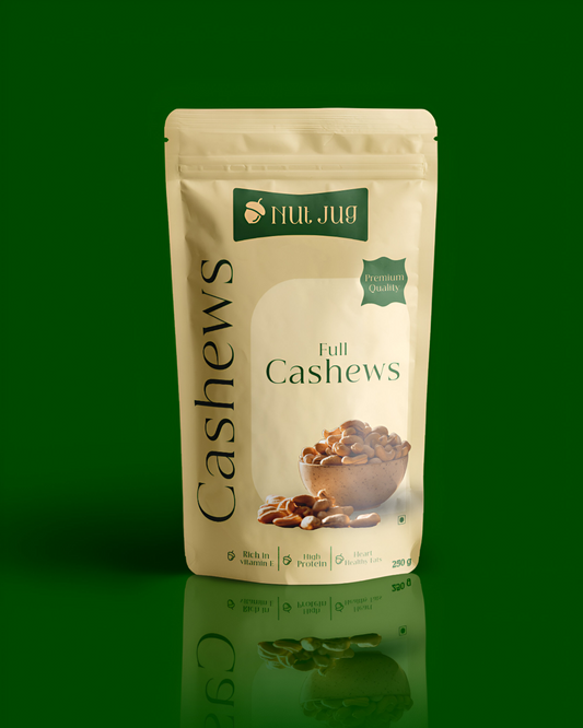 NUTJUG Cashew half moon 250g